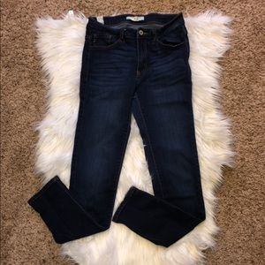 Dark wash kancan jeans